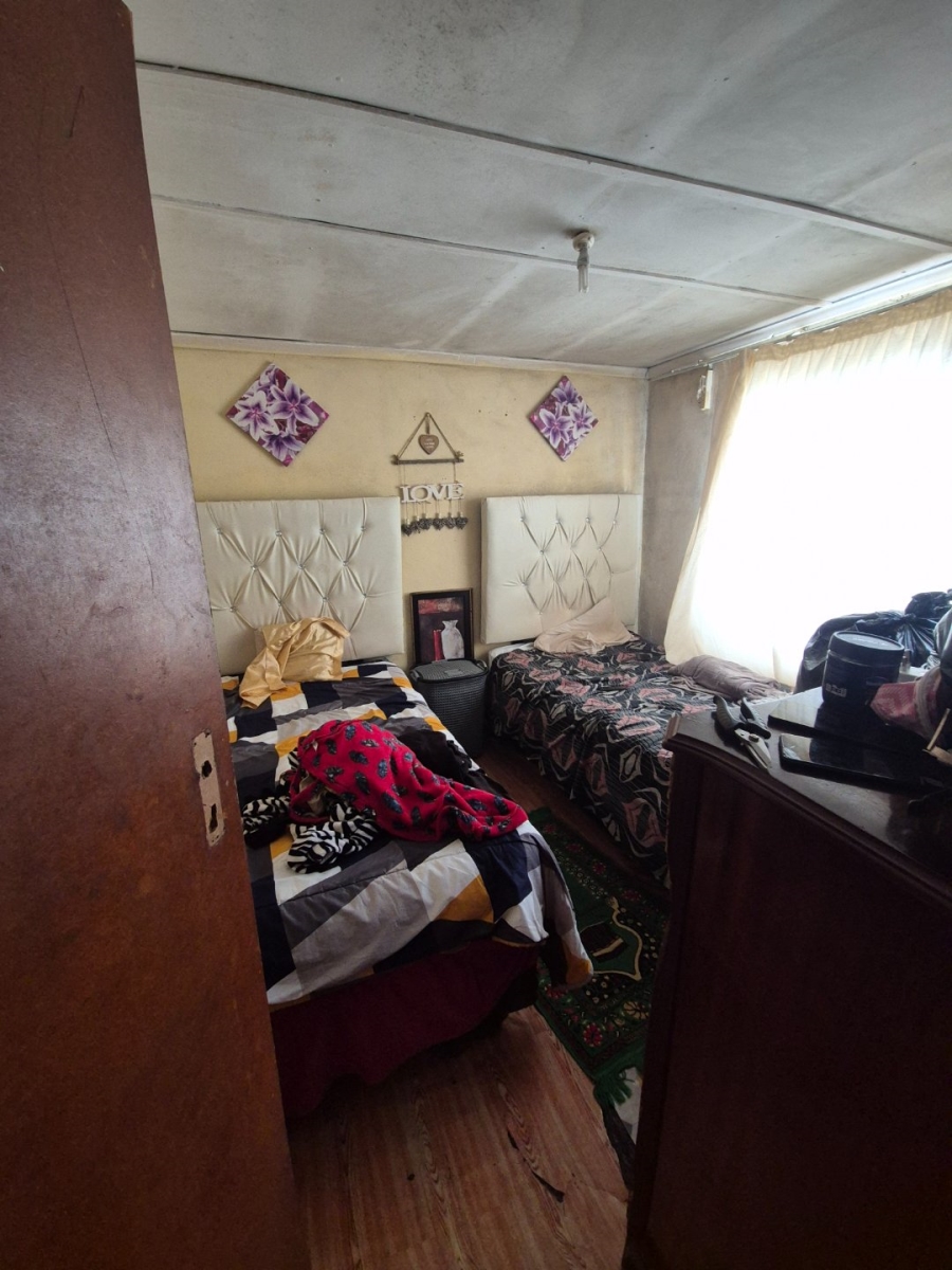 2 Bedroom Property for Sale in Kwa Nobuhle Eastern Cape